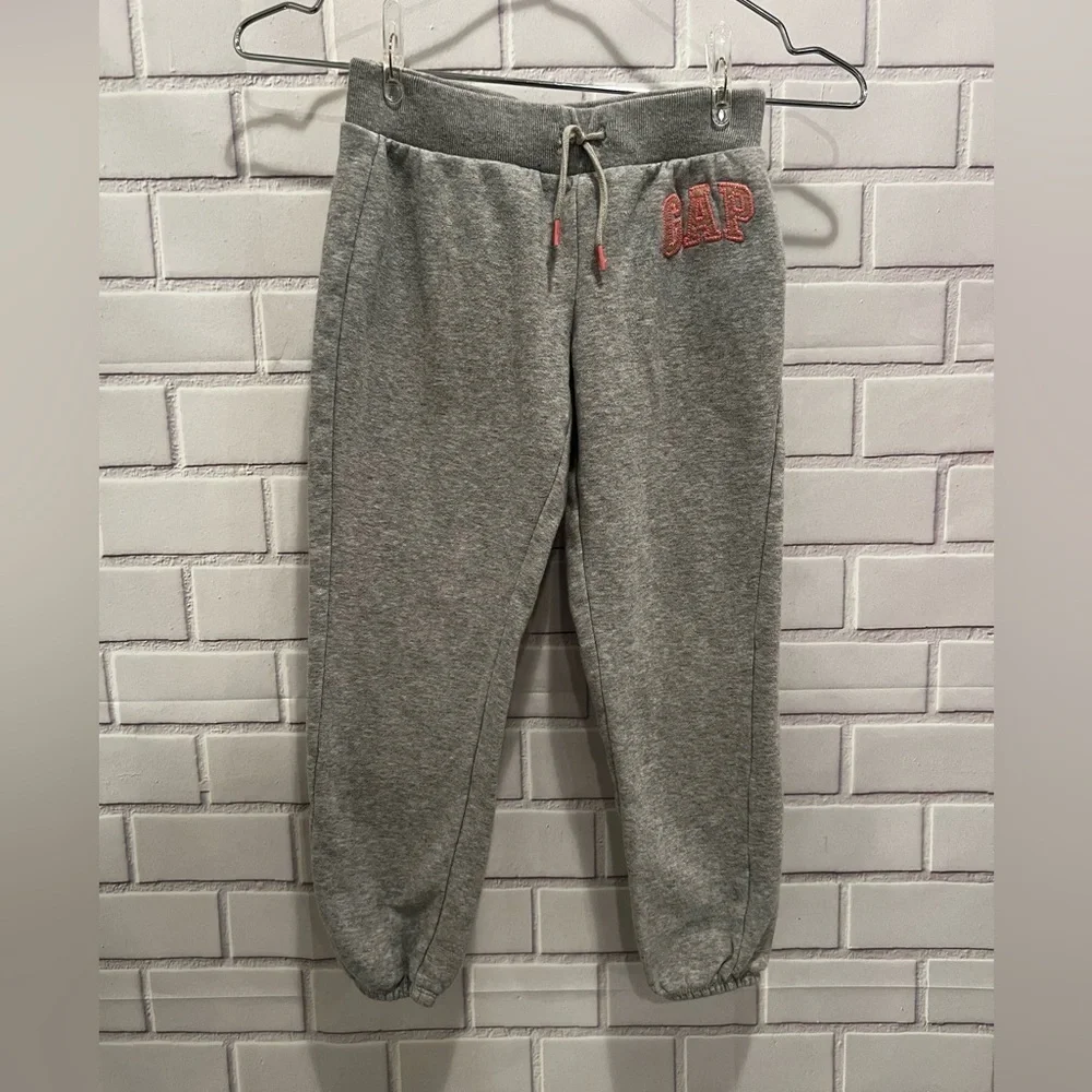 GAP Kids Grey Sweatpants/size S